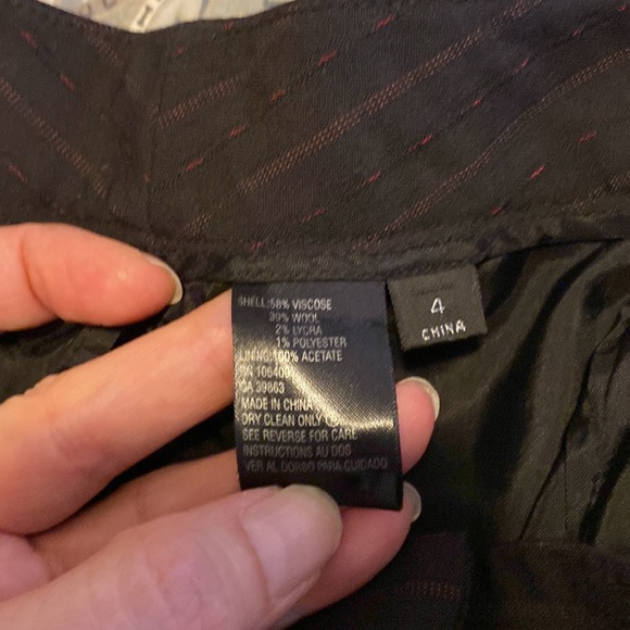 Tall 33.4 inseam Tahari lined suit. Pristine - Picture 7 of 13